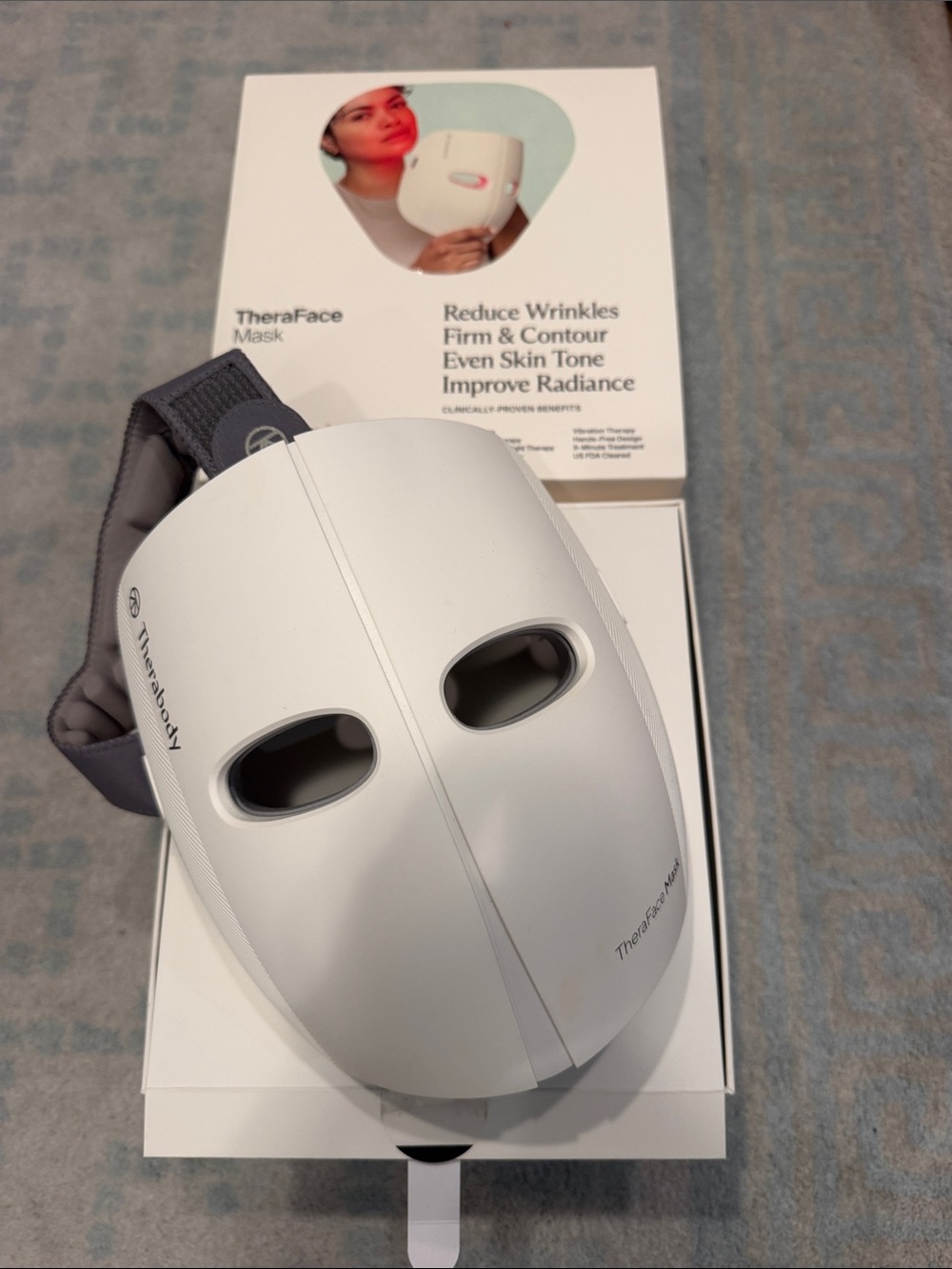 Therabody White LED Facial Mask - TheraFace Therapy Mask